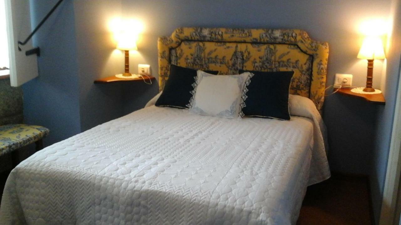 Casa Xan Da Pena Guest House Villarmayor  ภายนอก รูปภาพ
