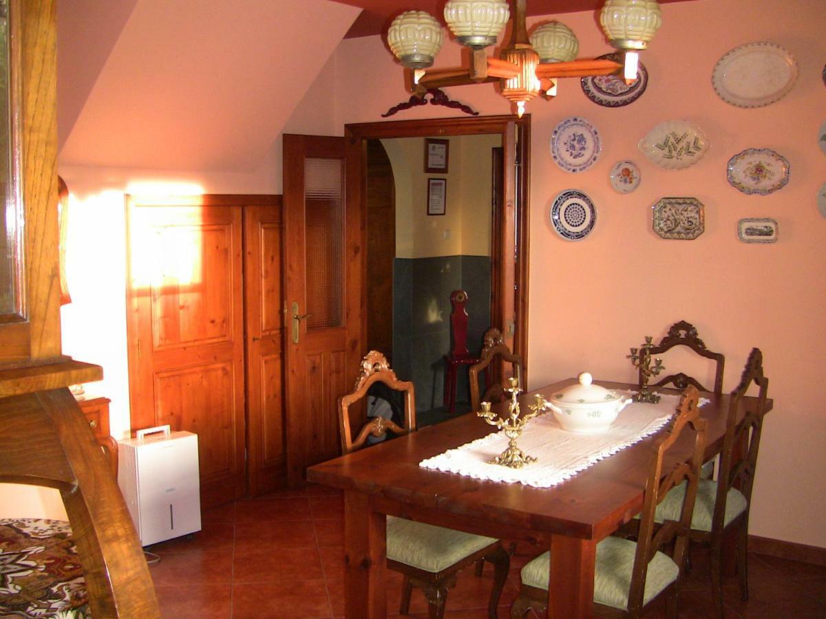 Casa Xan Da Pena Guest House Villarmayor  ภายนอก รูปภาพ