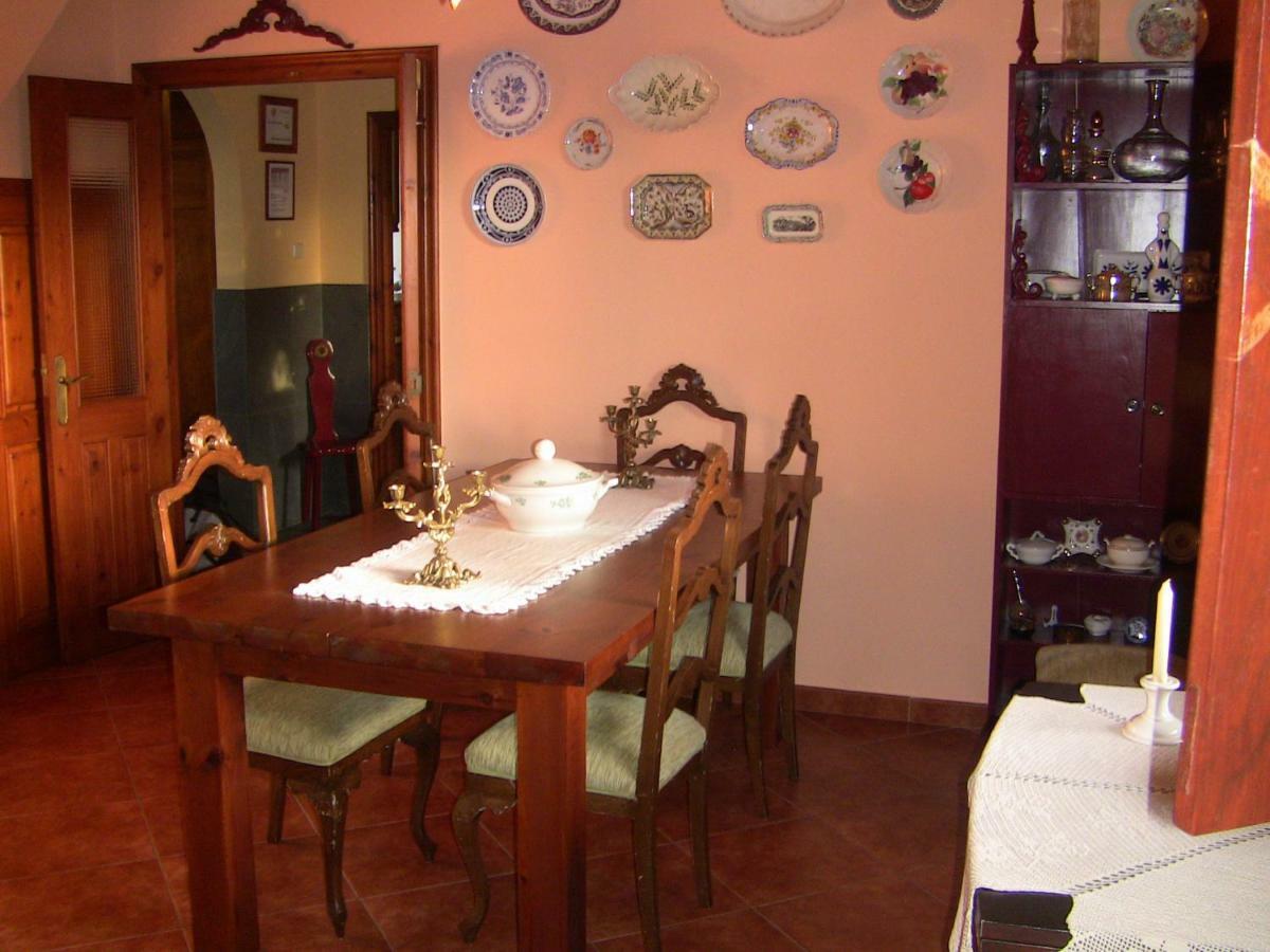 Casa Xan Da Pena Guest House Villarmayor  ภายนอก รูปภาพ